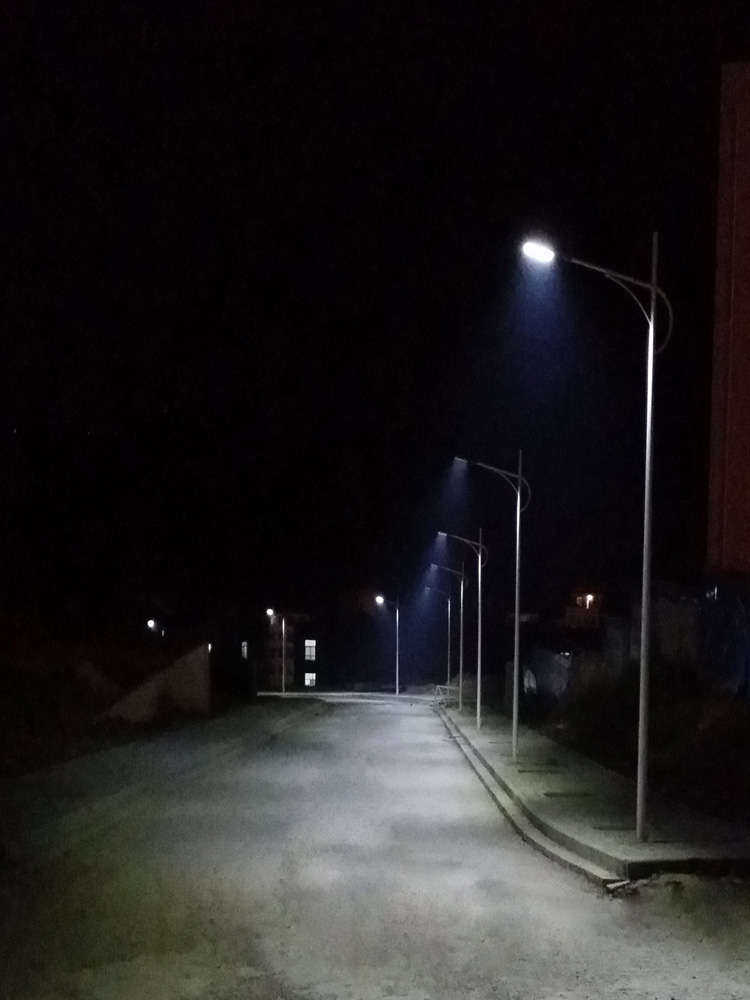 學校路燈 學校路燈