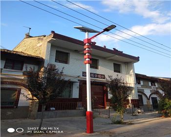 青海咸陽禮泉烽火鎮烽火村新農村太陽能路燈項目